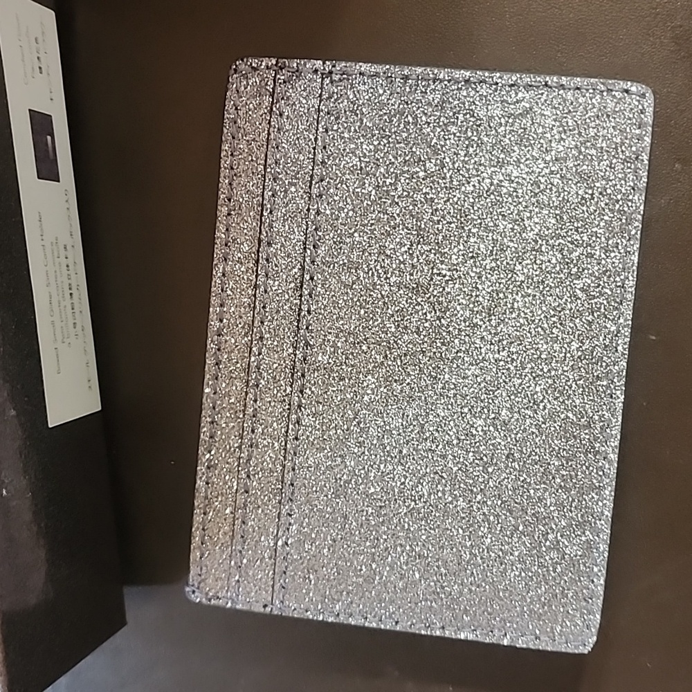 NIB Kate Spade Glittering Silver Card Holder - Picture 4 of 5